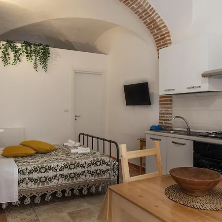 Il Sito Del Cantastorie-affitti Brevi Italia LʼAquila