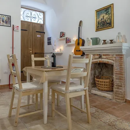 Apartment Il Sito Del Cantastorie-affitti Brevi Italia L'Aquila